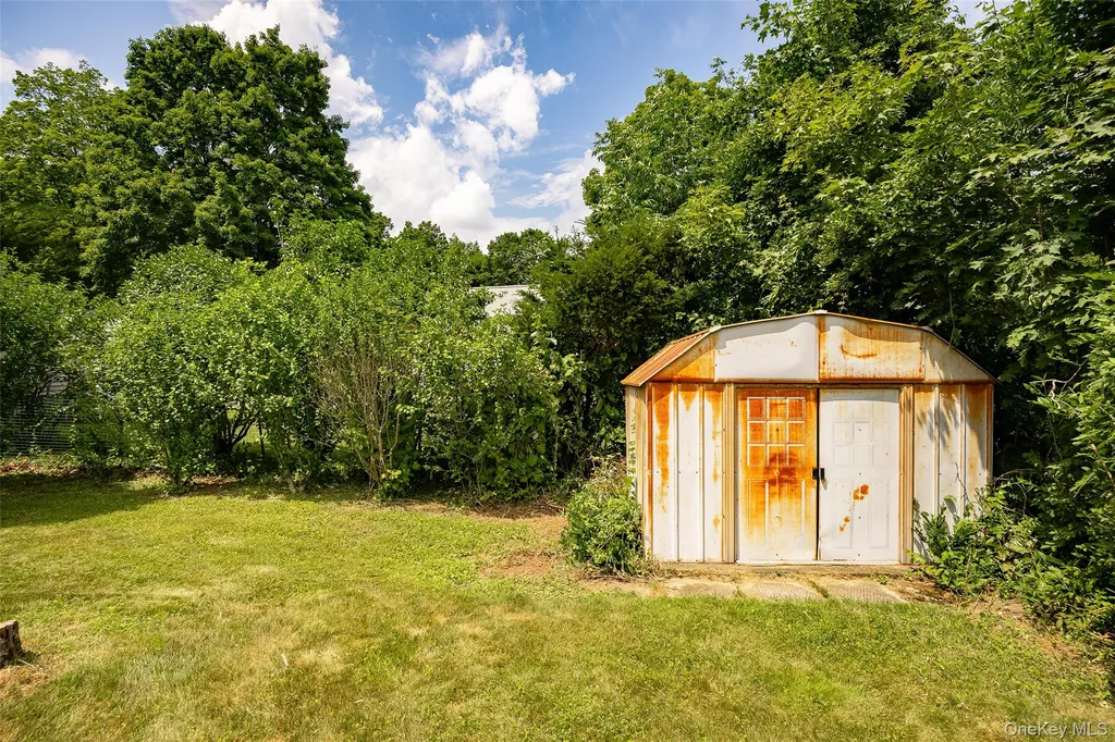 5 Willow Road Beacon NY 12508