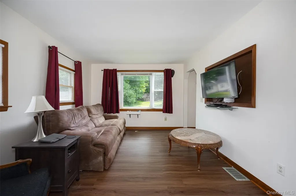 5 Willow Road Beacon NY 12508