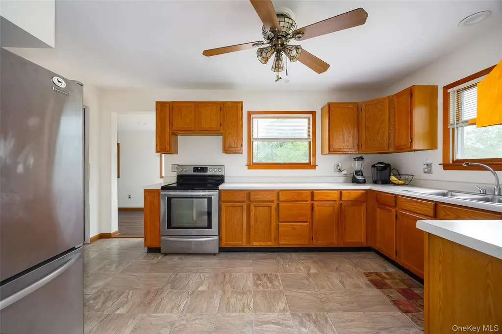 5 Willow Road Beacon NY 12508