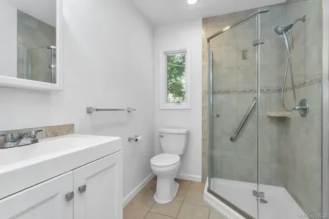 14 Prade Lane Massapequa Park NY 11762