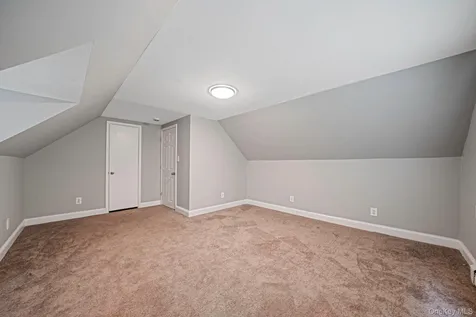 453 Dartmouth Street Westbury NY 11590