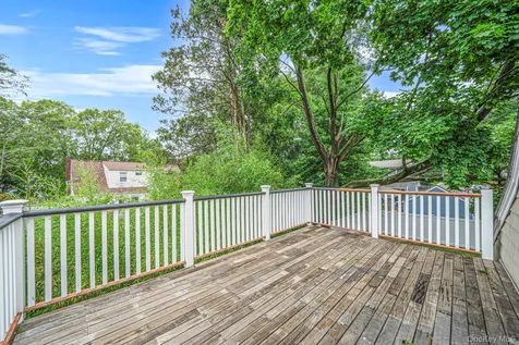 453 Dartmouth Street Westbury NY 11590