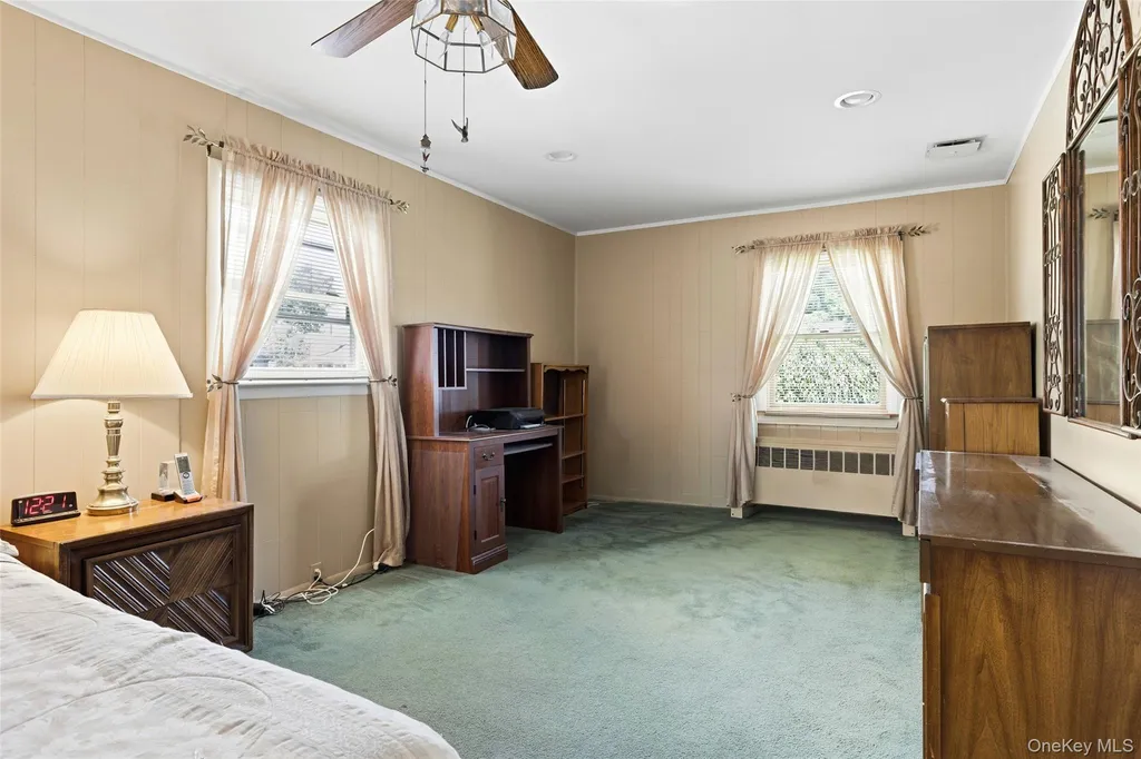 3902 Clove Court Seaford NY 11783