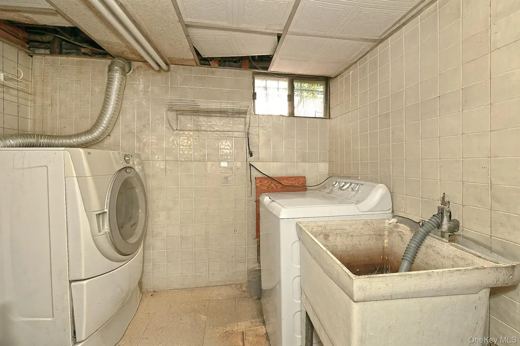 164-16 Goethals Avenue Jamaica NY 11432