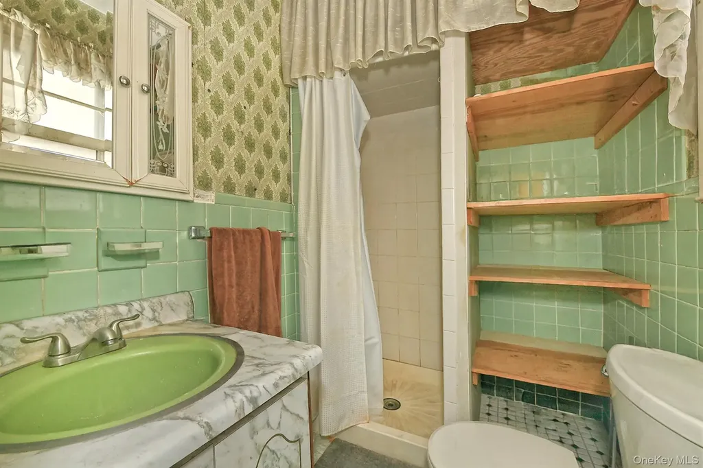 164-16 Goethals Avenue Jamaica NY 11432