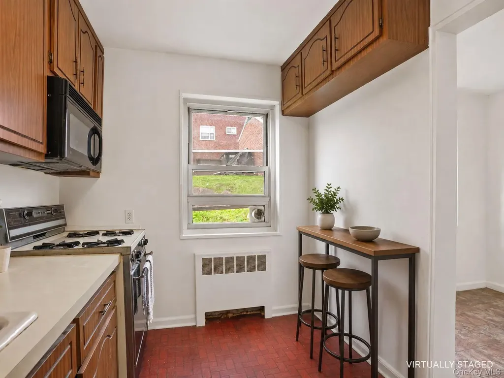 6 Dehaven Drive Yonkers NY 10703
