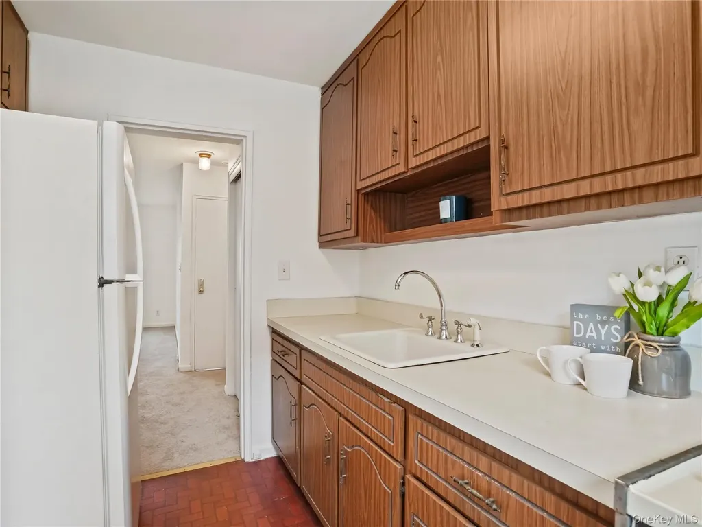 6 Dehaven Drive Yonkers NY 10703