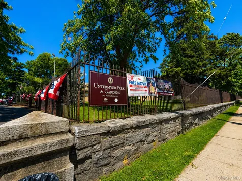 6 Dehaven Drive Yonkers NY 10703