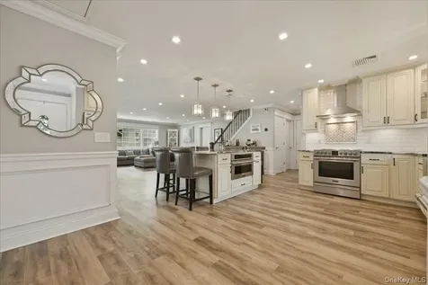 45 Cottonwood Lane Westbury NY 11590
