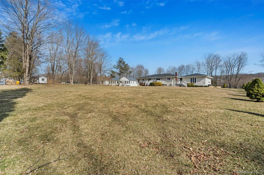 10 Hidden Drive Monroe NY 10950