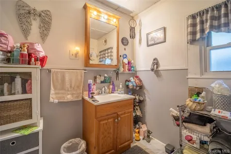 1561-1565 Route 376 Wappingers Falls NY 12590