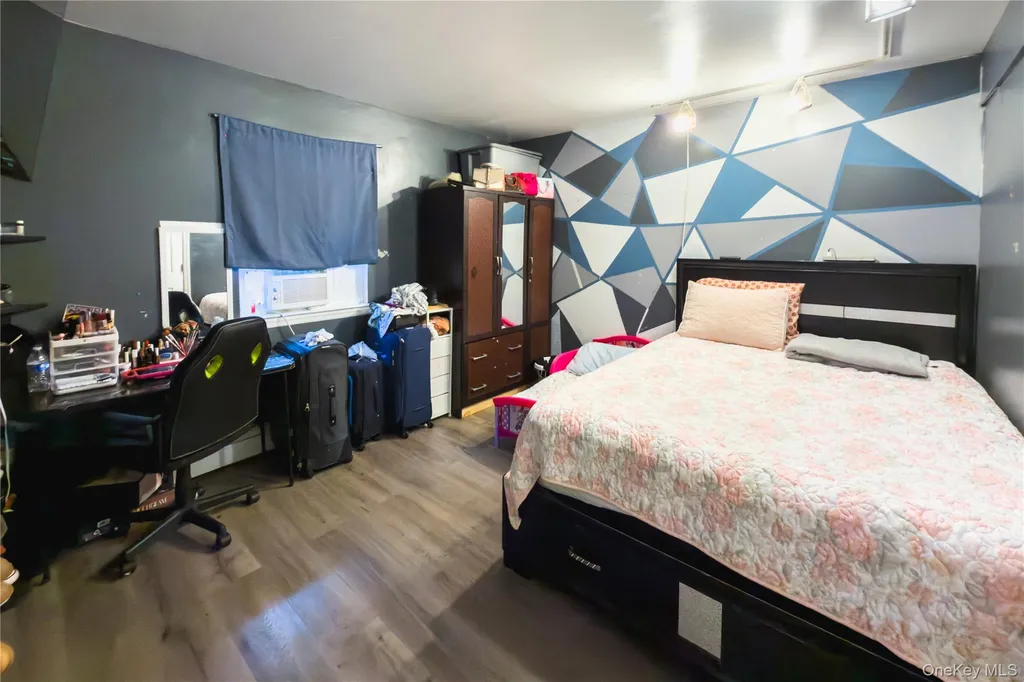 5 2nd Street Coram NY 11727