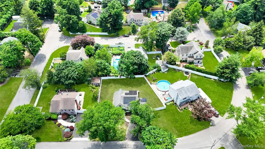 4 Ruby Lane Huntington Station NY 11746