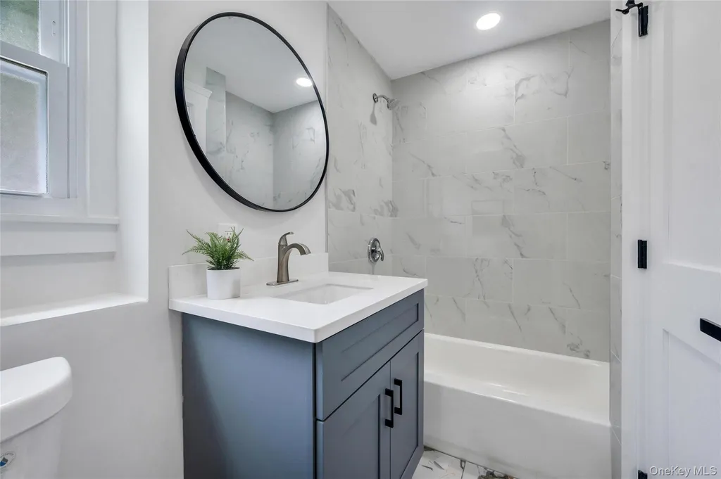 4 Ruby Lane Huntington Station NY 11746