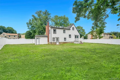 4 Ruby Lane Huntington Station NY 11746