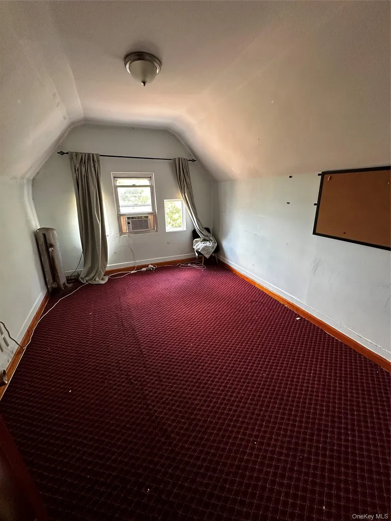 Jamaica NY 11435
