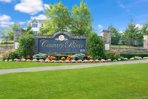 55201 Spruce Pond Circle Plainview NY 11803