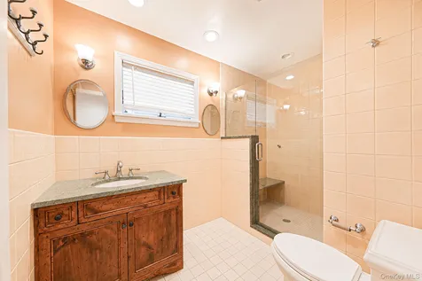 9 Stuart Drive Syosset NY 11791