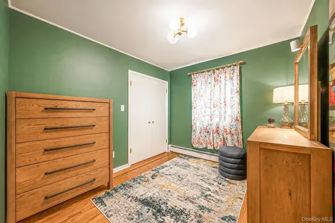 9 Stuart Drive Syosset NY 11791