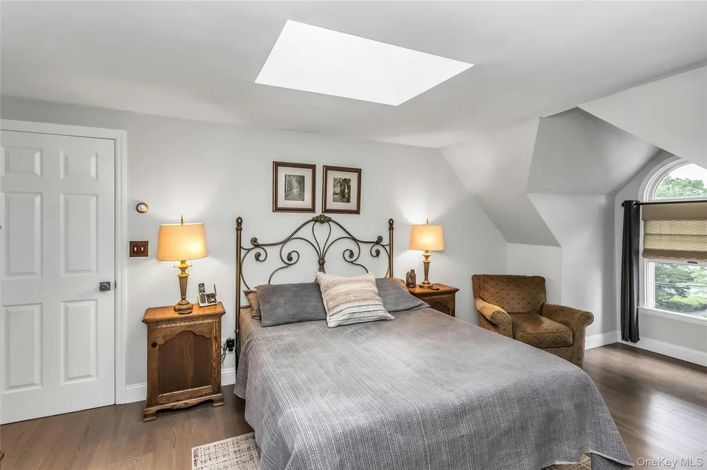 23 Emily Drive Ronkonkoma NY 11779