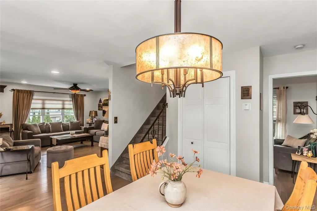 23 Emily Drive Ronkonkoma NY 11779