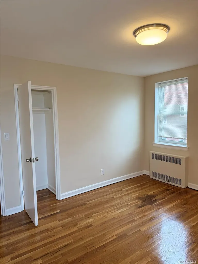 32 Cathedral Avenue Hempstead NY 11550