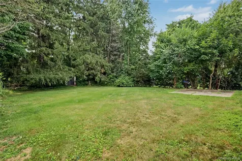 19 Cynthia Road Cortlandt Manor NY 10567