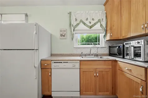 19 Cynthia Road Cortlandt Manor NY 10567