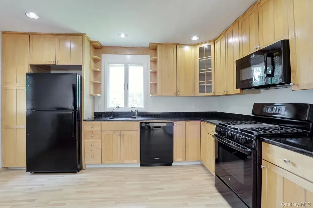 9 Charlotte Drive Spring Valley NY 10977