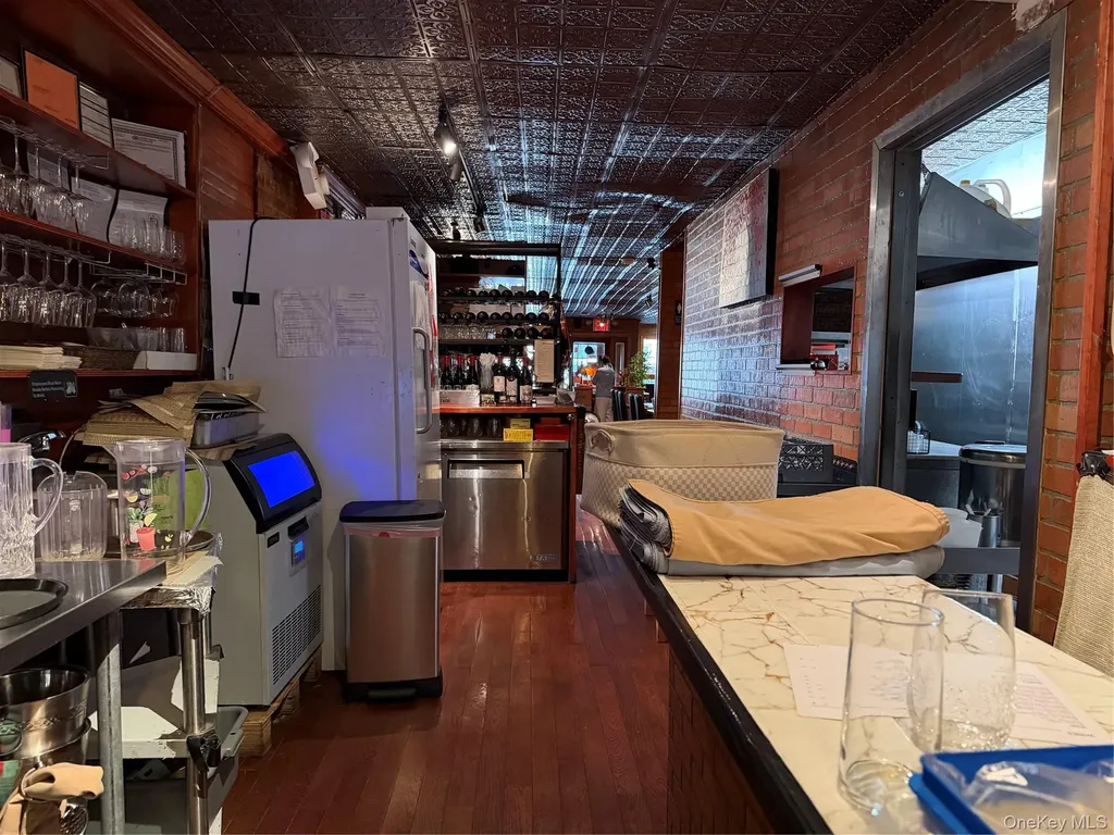 408 E 64th Street New York (manhattan) NY 10065