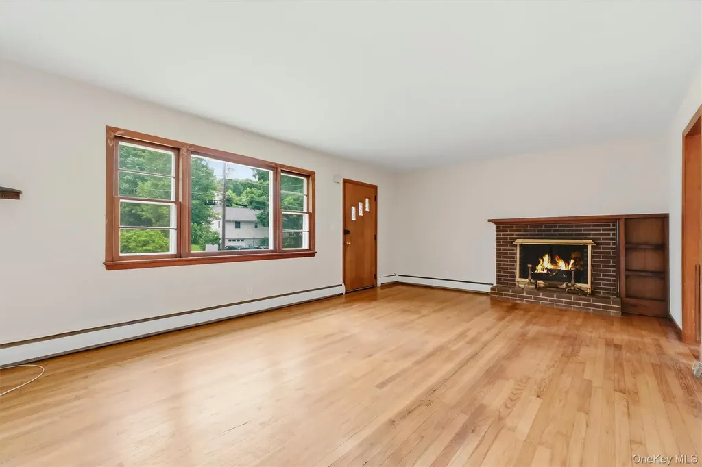 72 South Terrace Fishkill NY 12524