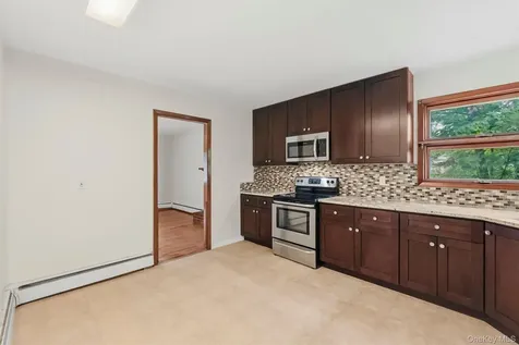 72 South Terrace Fishkill NY 12524