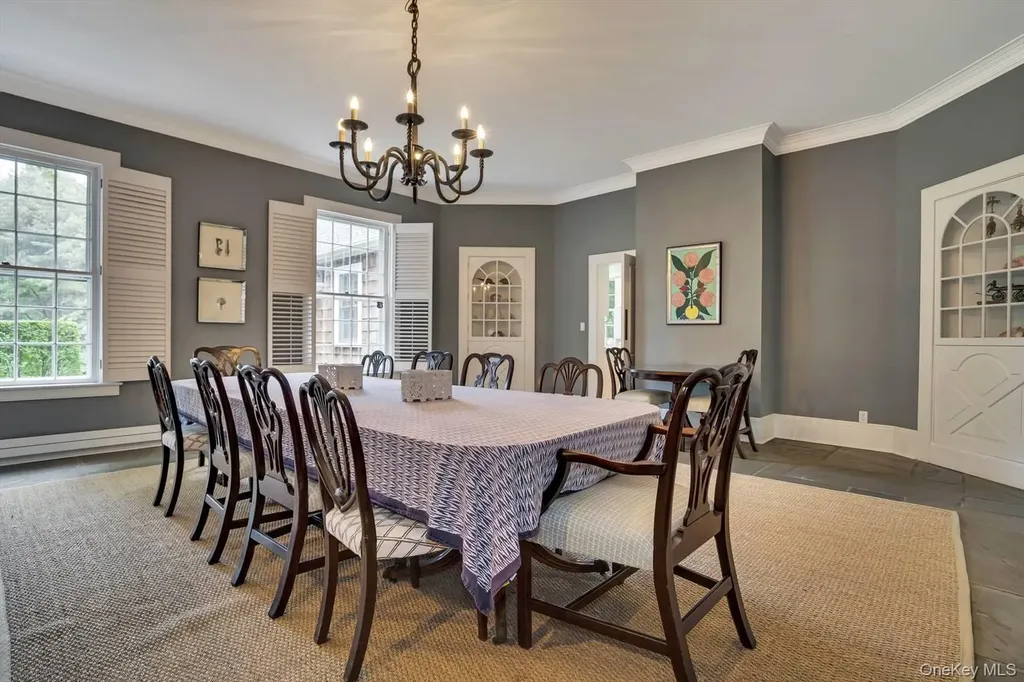 5 Shinnecock Road Quogue NY 11959