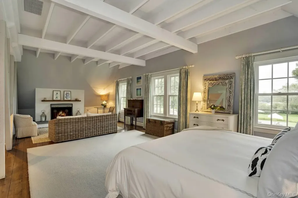 5 Shinnecock Road Quogue NY 11959