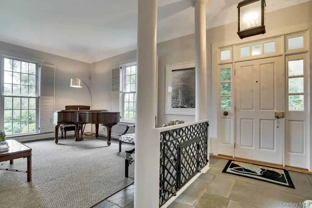 5 Shinnecock Road Quogue NY 11959