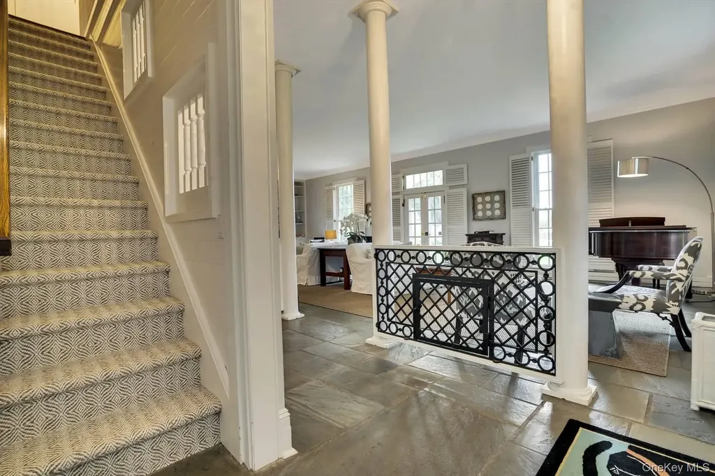 5 Shinnecock Road Quogue NY 11959