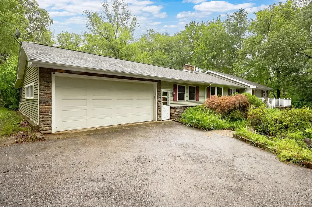 48 Theresa Boulevard Wappingers Falls NY 12590