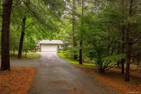 48 Theresa Boulevard Wappingers Falls NY 12590