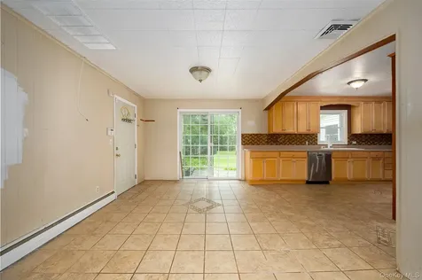 48 Theresa Boulevard Wappingers Falls NY 12590