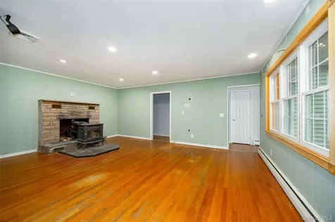 48 Theresa Boulevard Wappingers Falls NY 12590