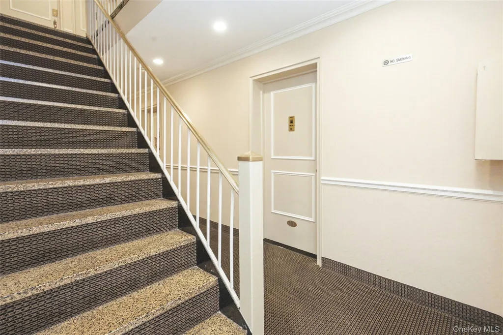 11 Bryant Crescent White Plains NY 10605