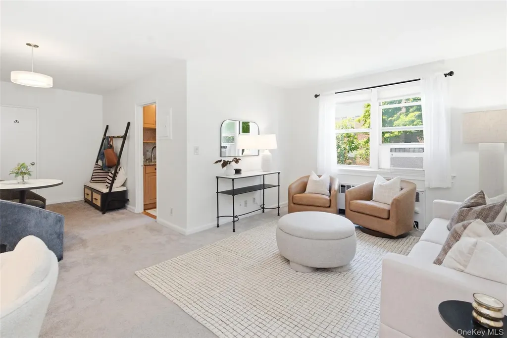 11 Bryant Crescent White Plains NY 10605