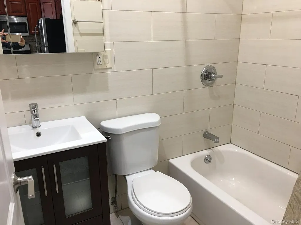 7407 64th Place Ridgewood NY 11385