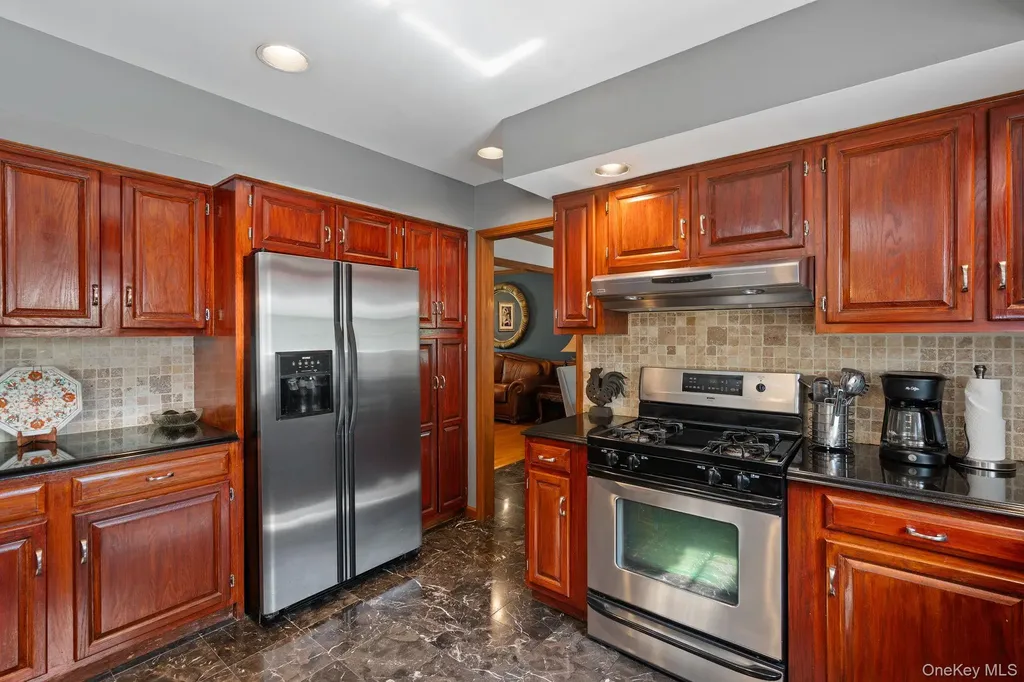 140 Burnt Corners Road Middletown NY 10940