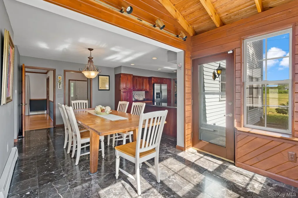 140 Burnt Corners Road Middletown NY 10940