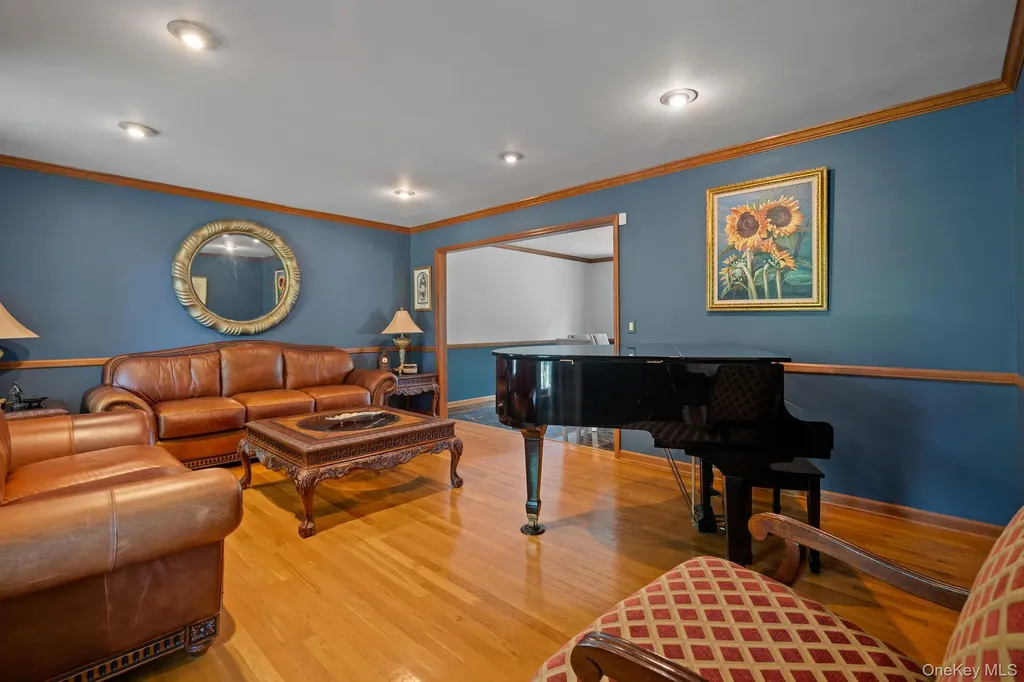 140 Burnt Corners Road Middletown NY 10940