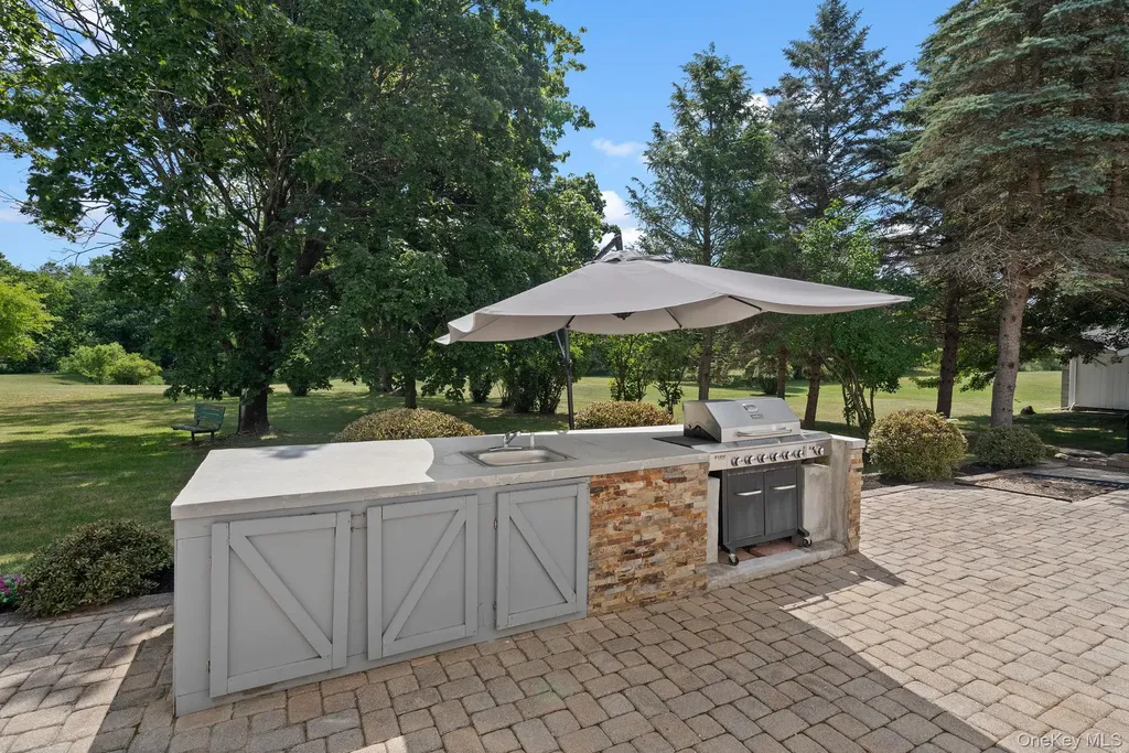 140 Burnt Corners Road Middletown NY 10940