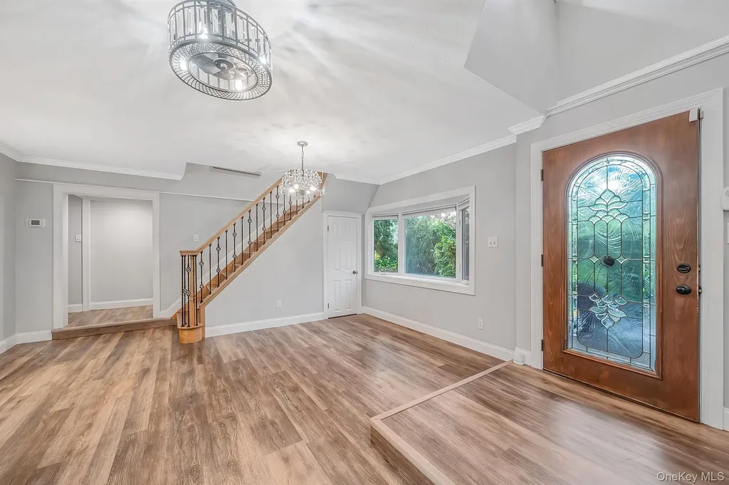 208 Avenue C Ronkonkoma NY 11779