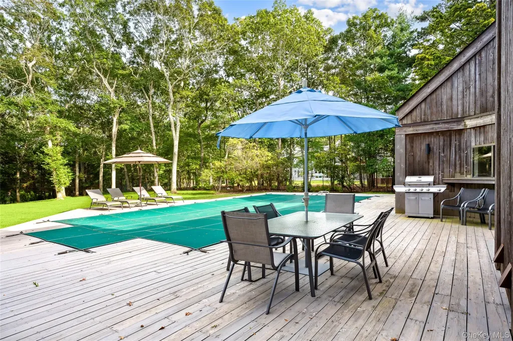 26 Woodland Way Quogue NY 11959