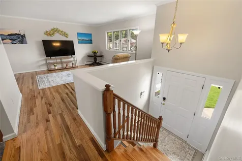 36 Fairway Drive Old Bethpage NY 11804